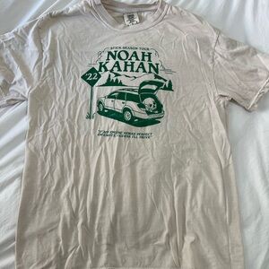 Noah Kahan Stick Season concert tshirt